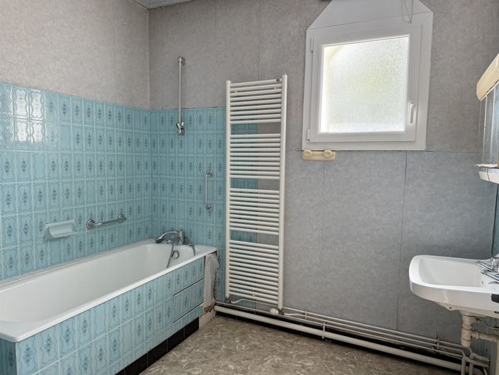 Image No.12-3 Bed House for sale