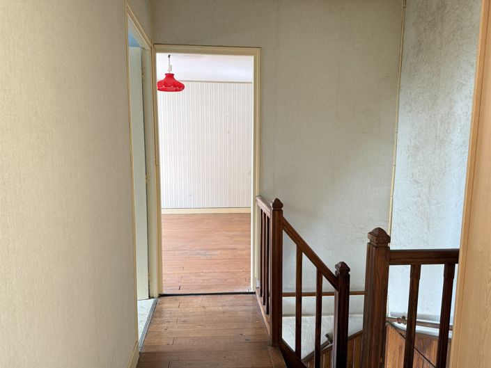 Image No.8-3 Bed House for sale