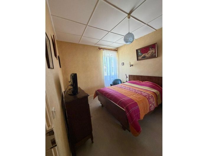 Image No.7-House for sale