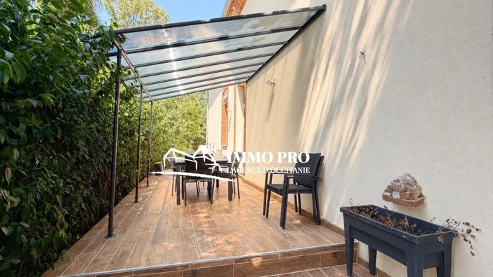 Image No.20-6 Bed House for sale