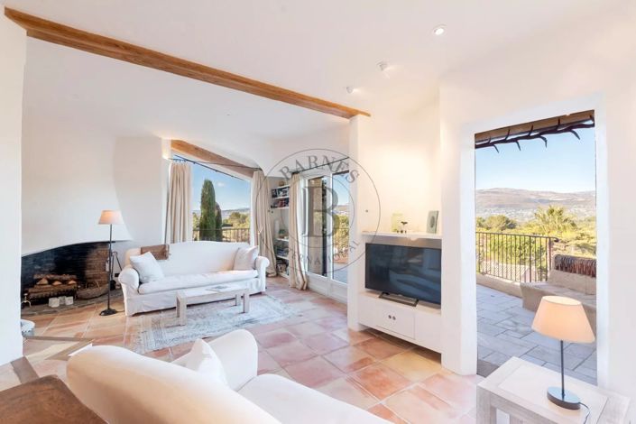 Image No.12-3 Bed House for sale