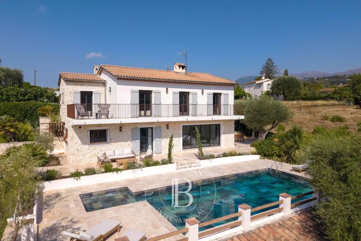 Image No.20-4 Bed House for sale