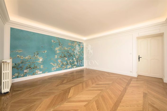 Image No.15-5 Bed House for sale