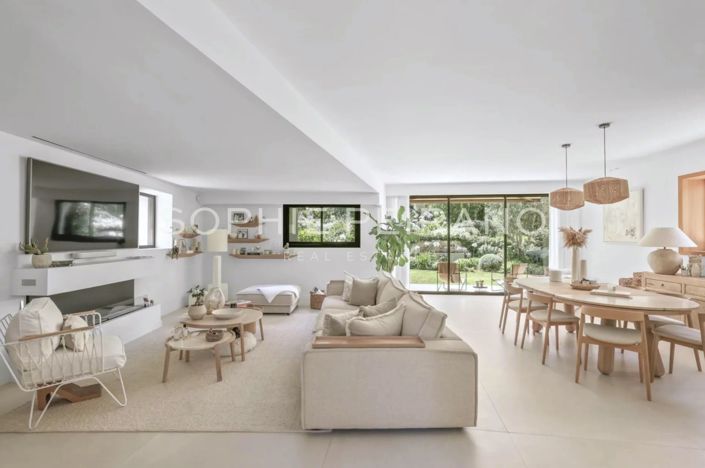 Image No.5-5 Bed House for sale