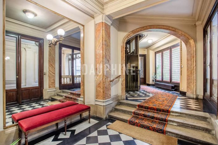 Image No.15-5 Bed Apartment for sale