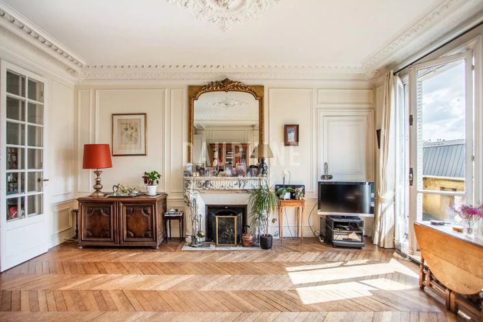 Image No.2-5 Bed Apartment for sale