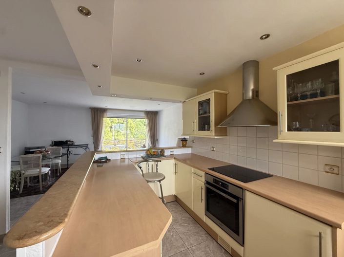 Image No.3-2 Bed Apartment for sale