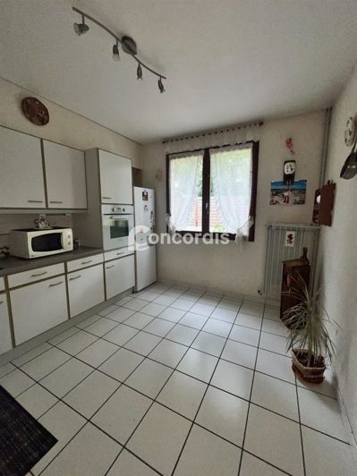Image No.2-3 Bed House for sale