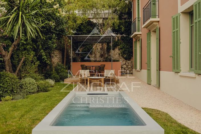 Image No.2-4 Bed House for sale