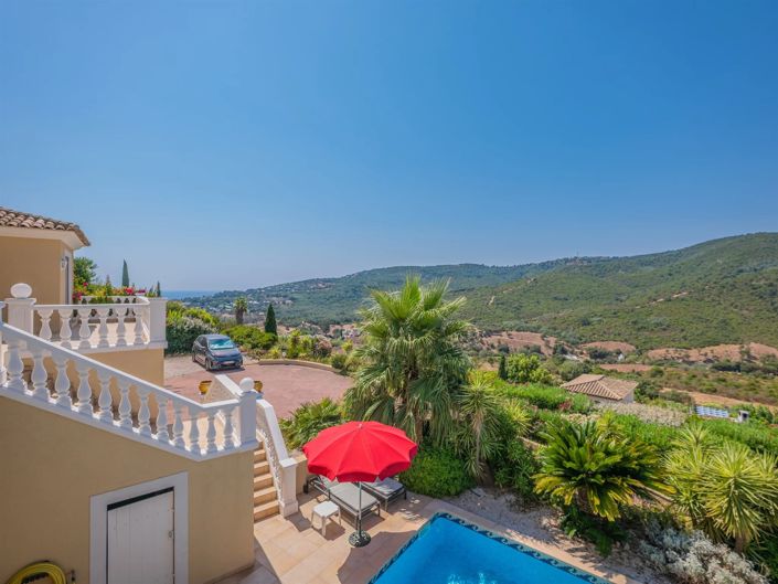 Image No.7-5 Bed House for sale