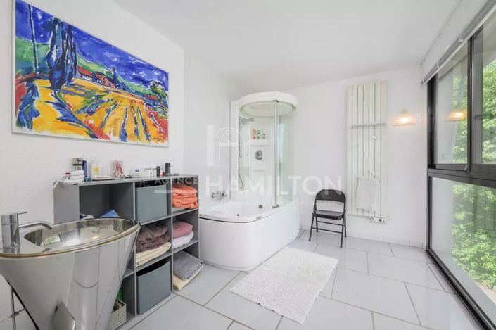 Image No.16-4 Bed House for sale