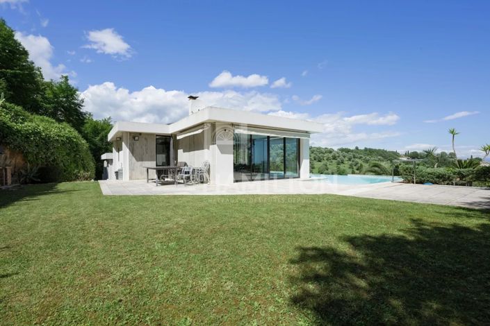 Image No.5-4 Bed House for sale
