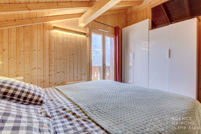 Image No.21-4 Bed House for sale