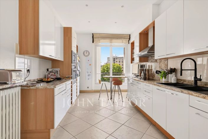 Image No.16-4 Bed Apartment for sale