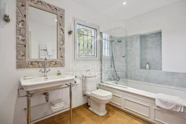 Image No.15-4 Bed House for sale