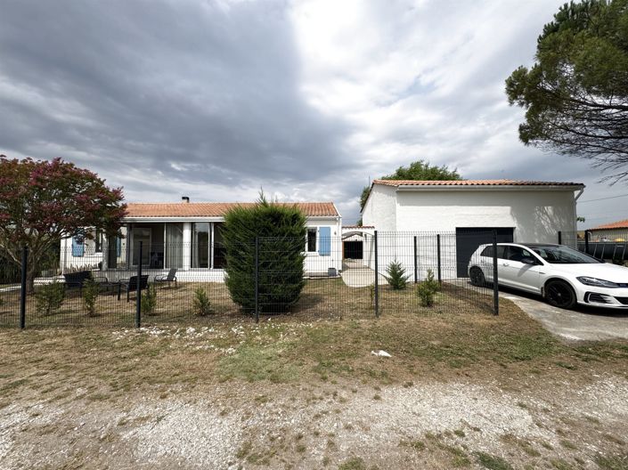 Image No.14-3 Bed House for sale