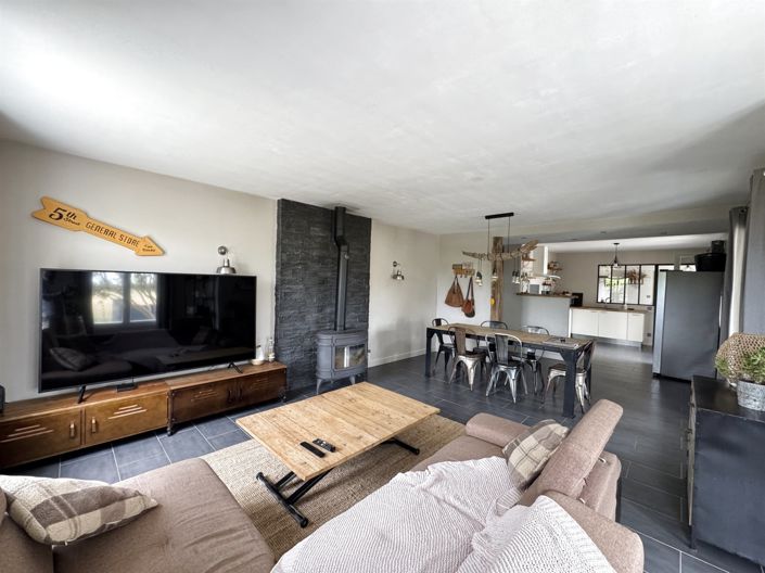 Image No.2-3 Bed House for sale