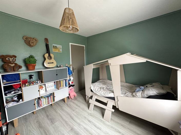 Image No.8-3 Bed House for sale