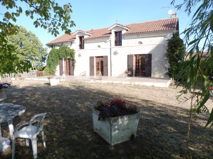 Image No.17-5 Bed House for sale