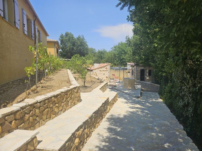 Image No.16-4 Bed House for sale