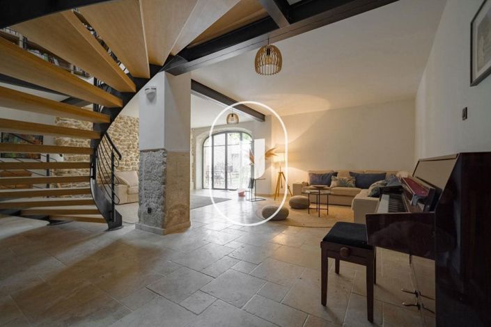 Image No.22-9 Bed House for sale
