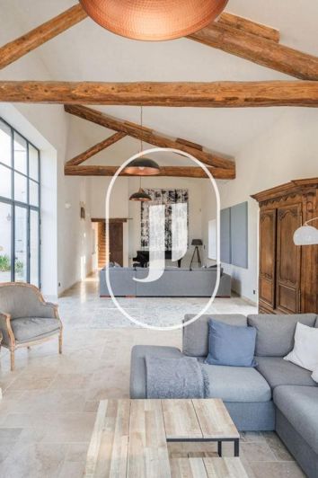 Image No.8-9 Bed House for sale