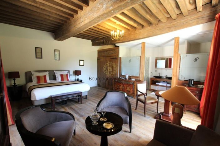 Image No.20-Propriété de 9 chambres à vendre à Tournus