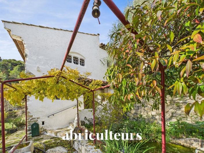 Image No.21-5 Bed House for sale