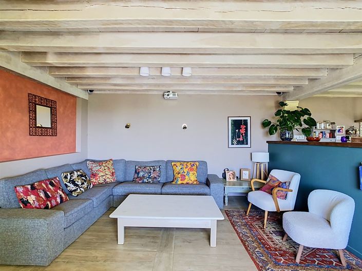 Image No.6-5 Bed House for sale