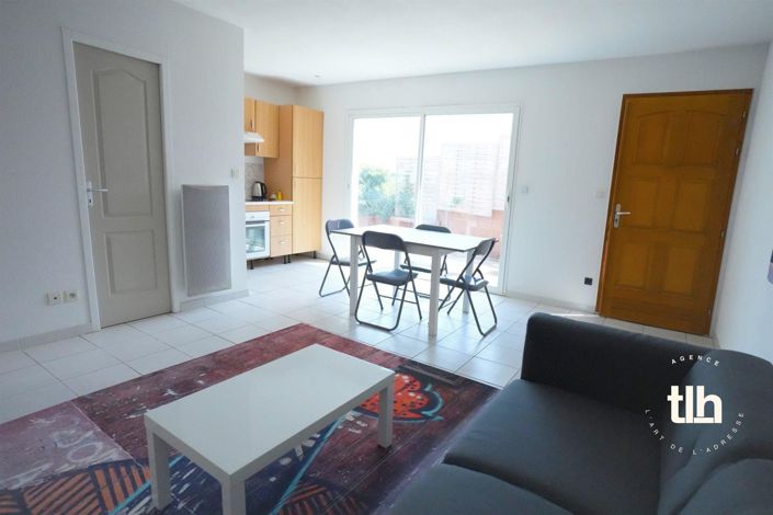 Image No.18-9 Bed House for sale