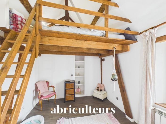 Image No.12-5 Bed House for sale
