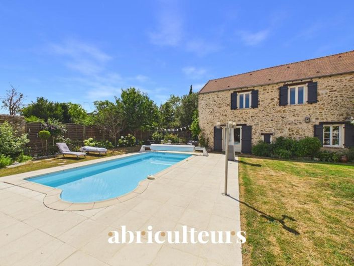 Image No.18-5 Bed House for sale