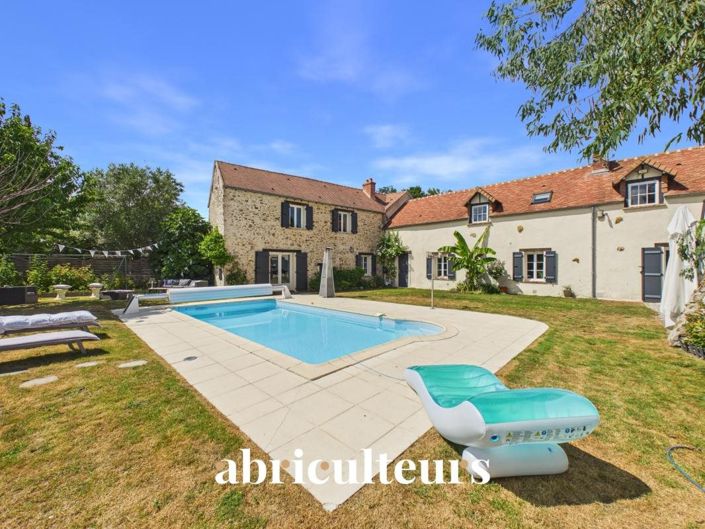 Image No.2-5 Bed House for sale