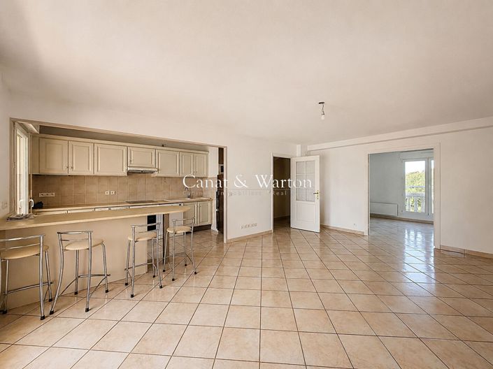 Image No.4-3 Bed Apartment for sale