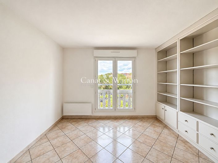 Image No.5-3 Bed Apartment for sale
