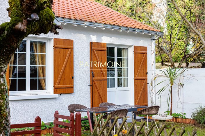 Image No.17-4 Bed House for sale