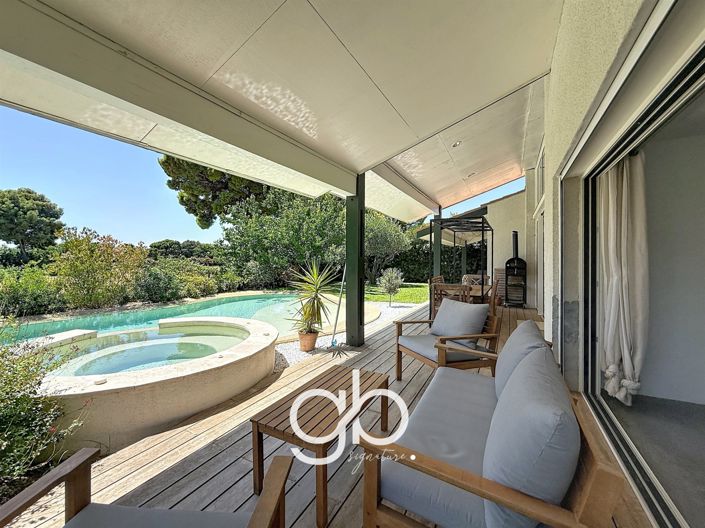 Image No.12-3 Bed House for sale
