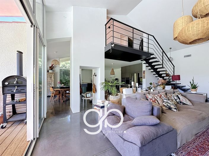 Image No.3-3 Bed House for sale
