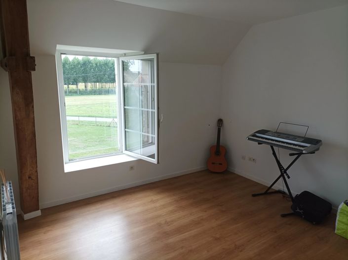 Image No.9-6 Bed House for sale