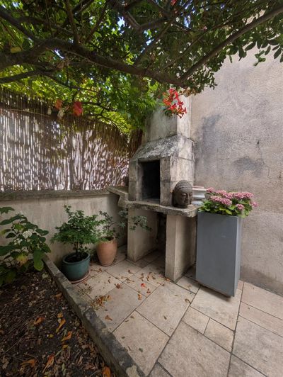 Image No.13-2 Bed House for sale