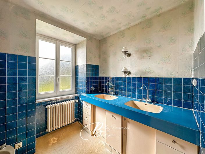 Image No.17-5 Bed House for sale
