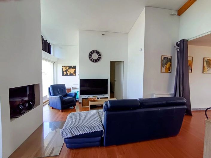 Image No.22-3 Bed House for sale
