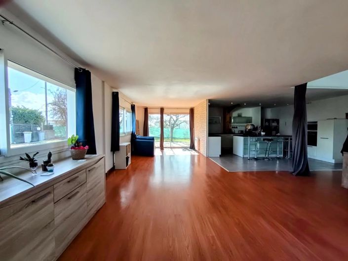 Image No.23-3 Bed House for sale
