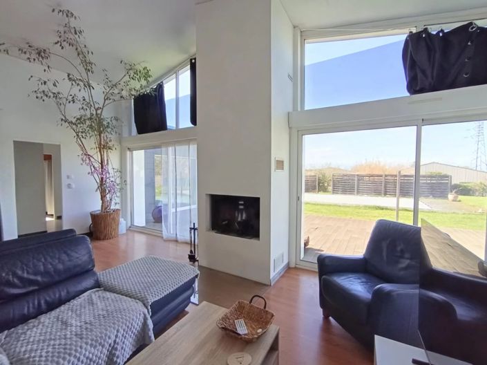 Image No.7-3 Bed House for sale