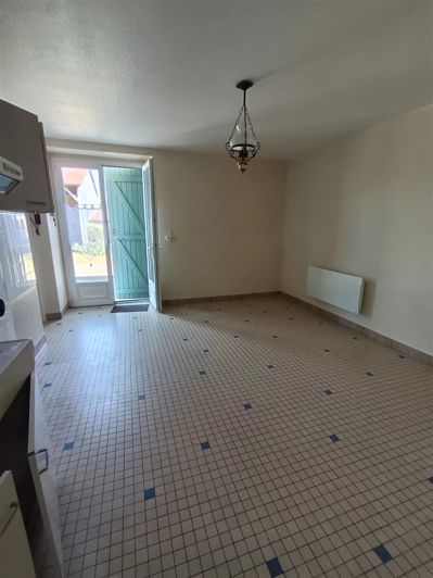 Image No.11-1 Bed House for sale