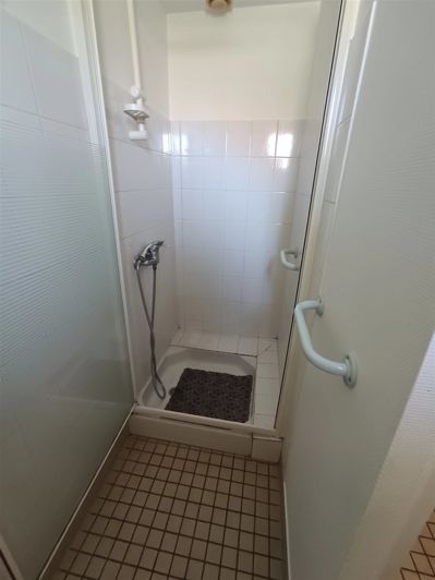 Image No.21-1 Bed House for sale