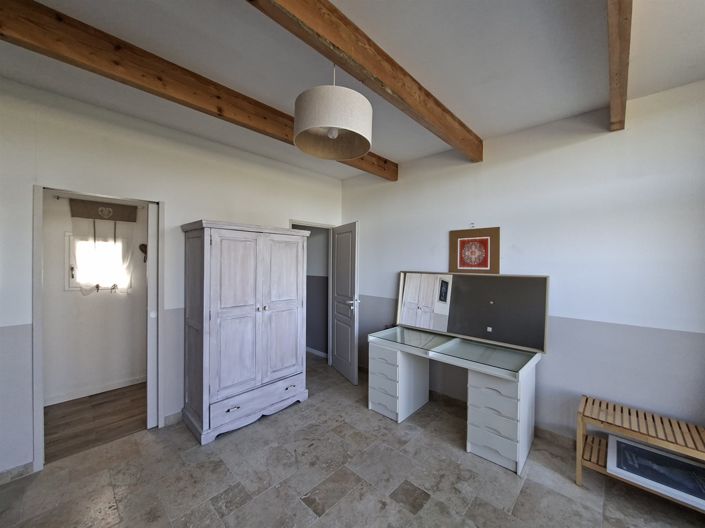 Image No.15-9 Bed House for sale
