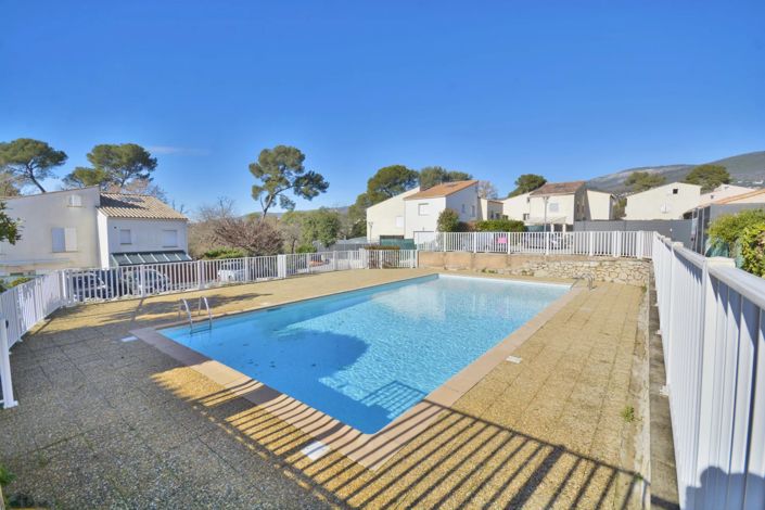 Image No.14-3 Bed House for sale