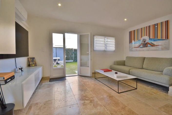 Image No.3-3 Bed House for sale