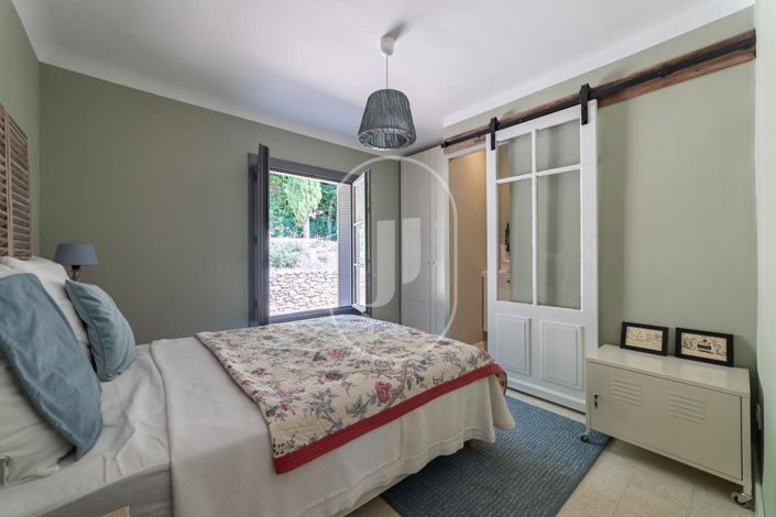 Image No.5-4 Bed House for sale